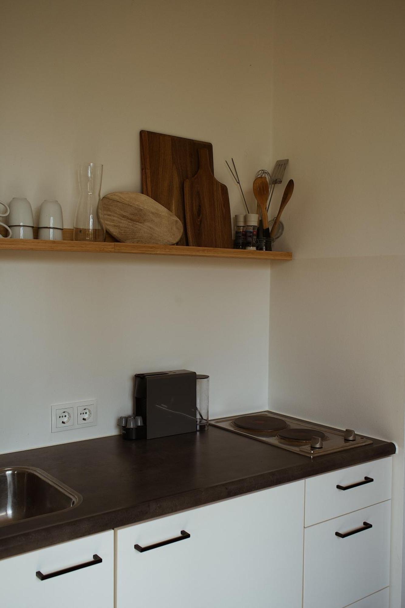 Modern Tiny House Op Rustig Watersportpark Βίλα Elahuizen Εξωτερικό φωτογραφία