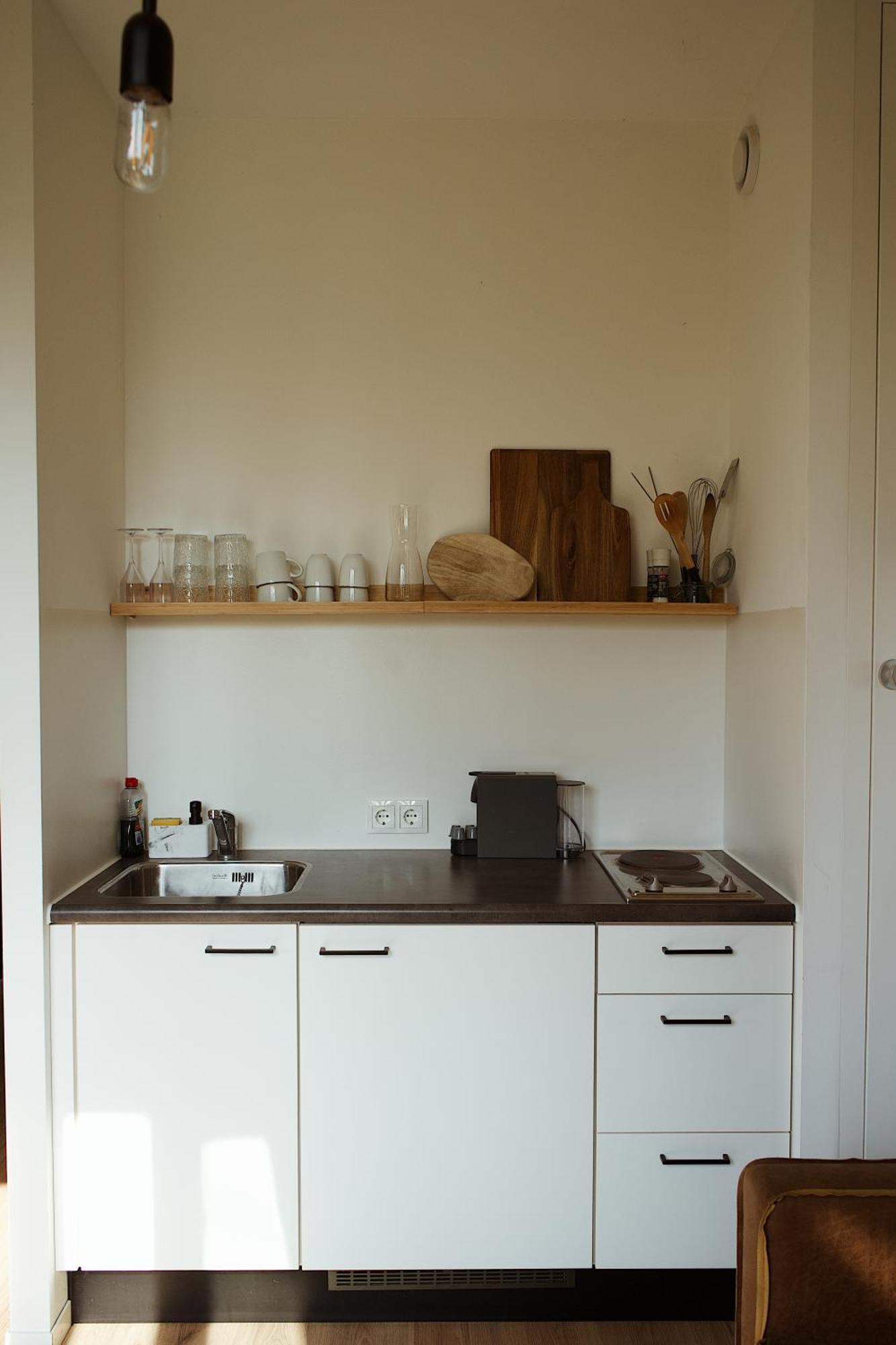 Modern Tiny House Op Rustig Watersportpark Βίλα Elahuizen Εξωτερικό φωτογραφία