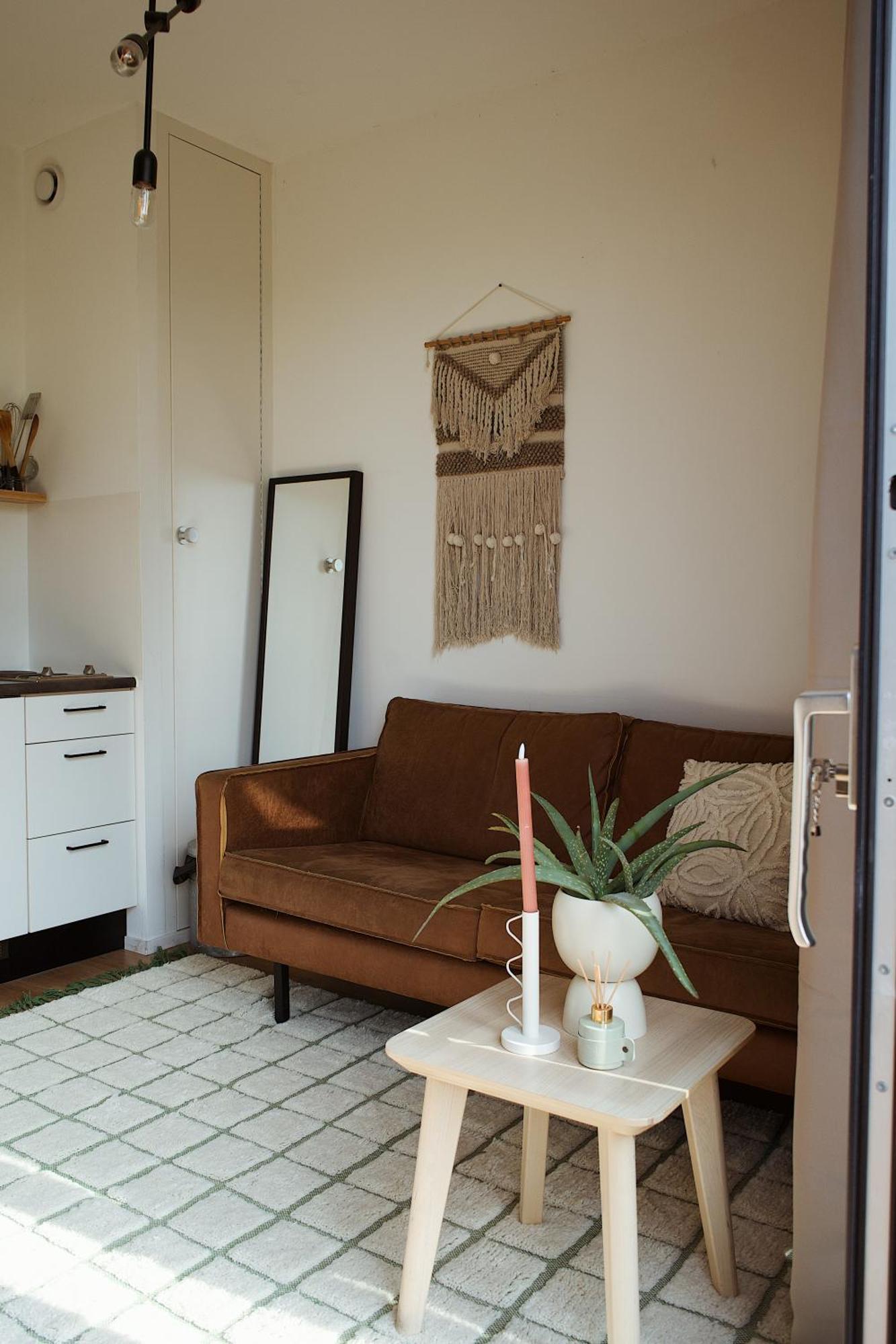 Modern Tiny House Op Rustig Watersportpark Βίλα Elahuizen Εξωτερικό φωτογραφία